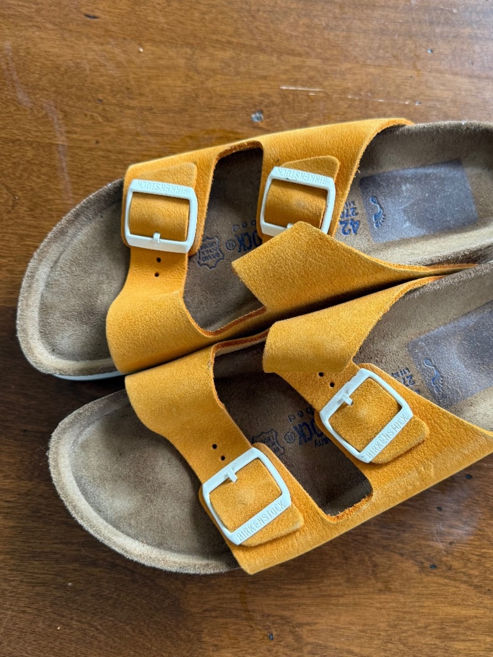 Birkenstock Arizona White Sole Buckle size 42